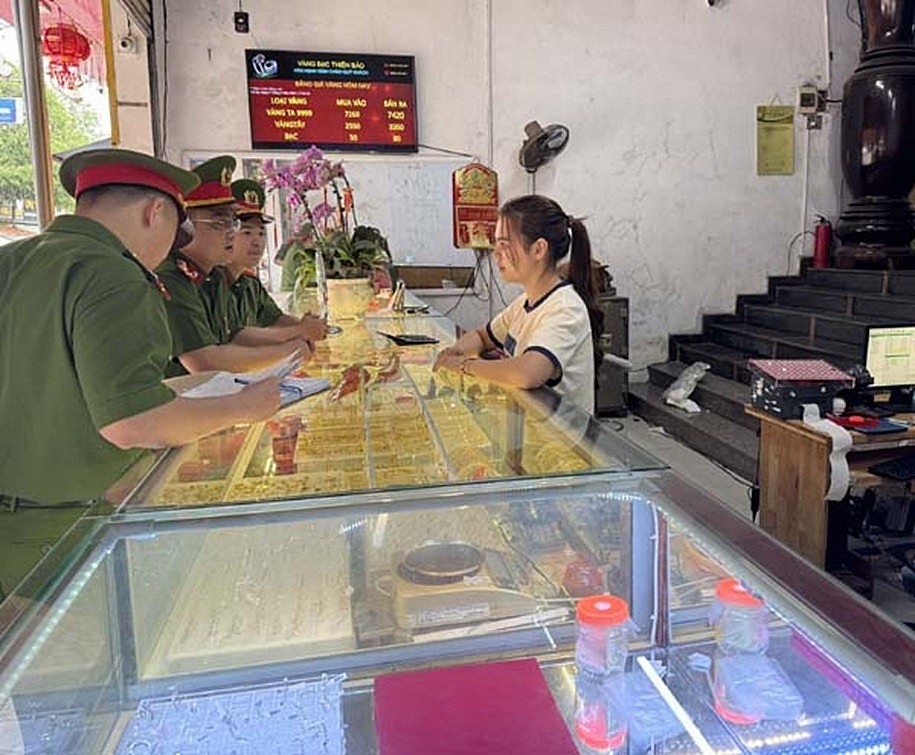 Thanh Hóa: Cảnh báo thủ đoạn lừa đảo mua, bán hàng có giá trị lớn trên không gian mạng Thanh Hóa: Cảnh báo thủ đoạn lừa đảo mua, bán hàng có giá trị lớn trên không gian mạng