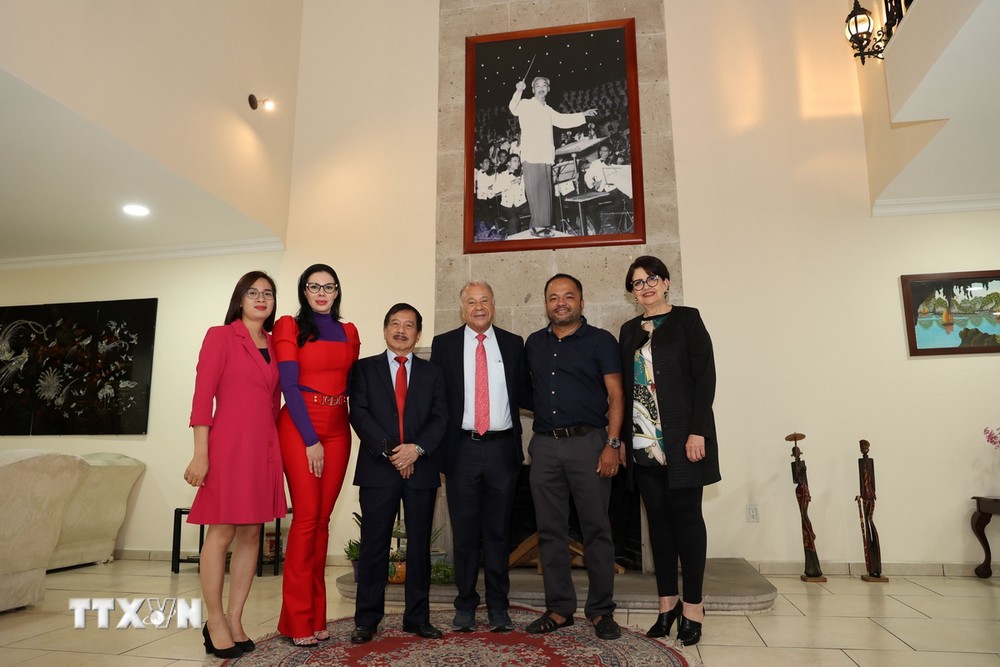 ttxvn-chien thang dien bien phu.jpg