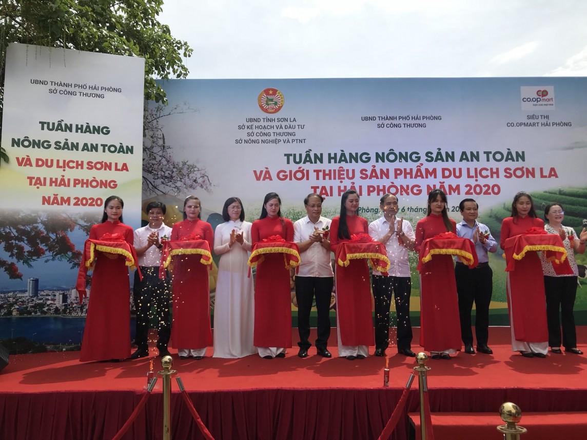 Co.opmart Hải Phòng - Dấu ấn tuổi 12 Co.opmart Hải Phòng - Dấu ấn tuổi 12