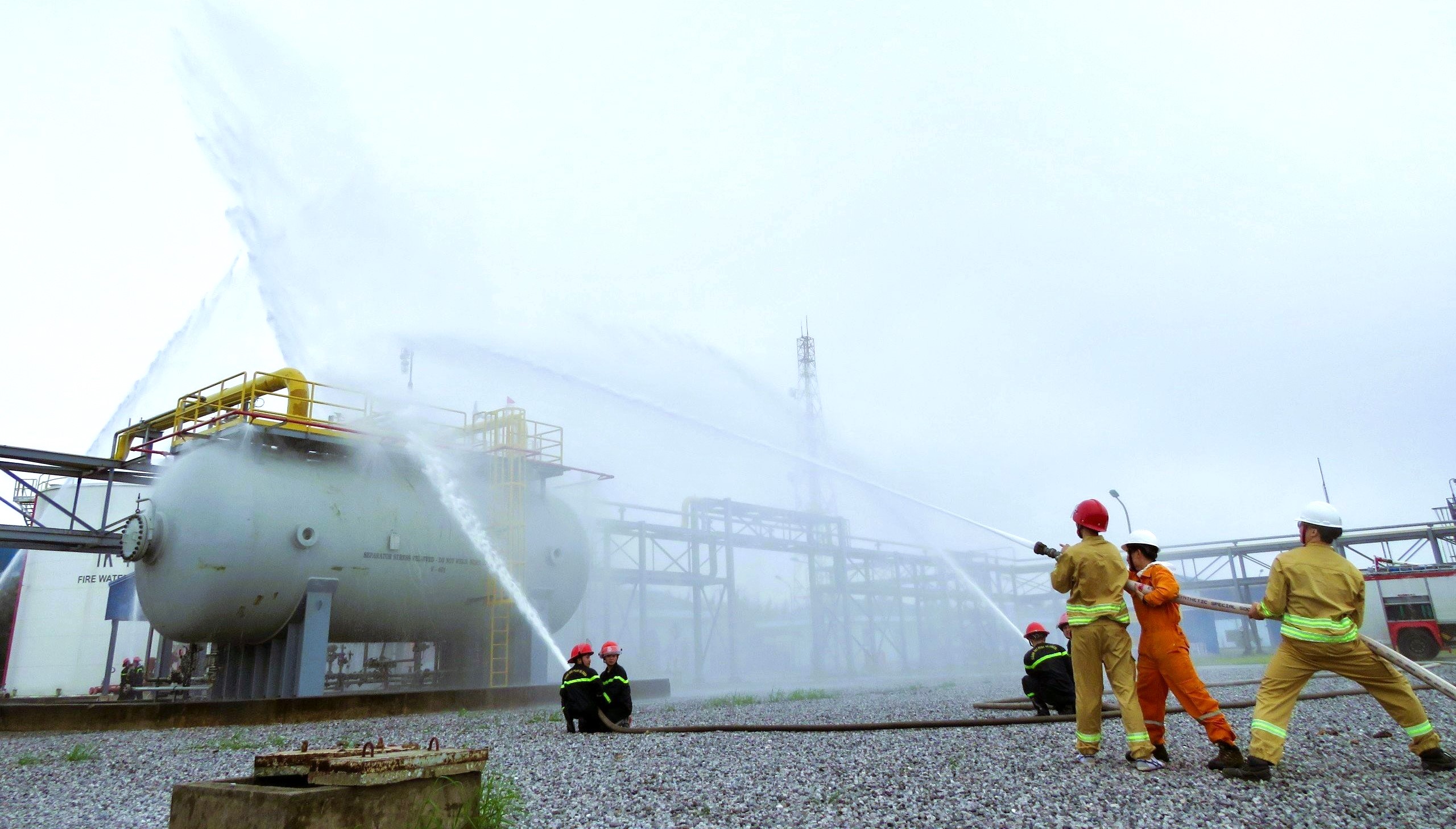 Chi nhánh Khí Hải Phòng tăng cường công tác phòng chống thiên tai và phòng cháy chữa cháy Chi nhánh Khí Hải Phòng tăng cường công tác phòng chống thiên tai và phòng cháy chữa cháy