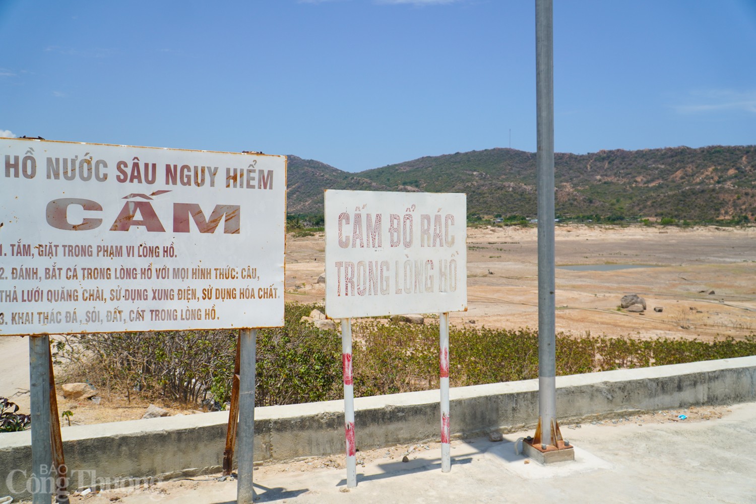 Bài 2: Hạn hán "đe doạ" Ninh Thuận Bài 2: Hạn hán "đe doạ" Ninh Thuận