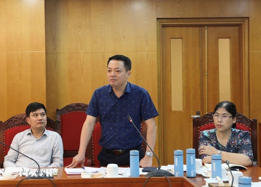 Nâng cao chất lượng, hiệu quả công tác bảo vệ nền tảng tư tưởng của Đảng Nâng cao chất lượng, hiệu quả công tác bảo vệ nền tảng tư tưởng của Đảng