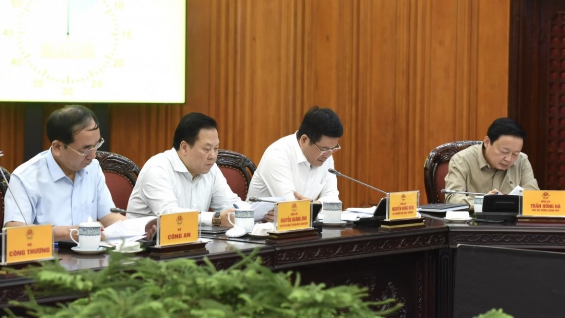 Thủ tướng Chính phủ: Bất kỳ tình huống nào cũng phải đáp ứng nhu cầu điện cho sản xuất, tiêu dùng Thủ tướng Chính phủ: Bất kỳ tình huống nào cũng phải đáp ứng nhu cầu điện cho sản xuất, tiêu dùng