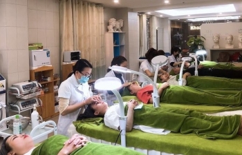 Ngành làm đẹp đang 