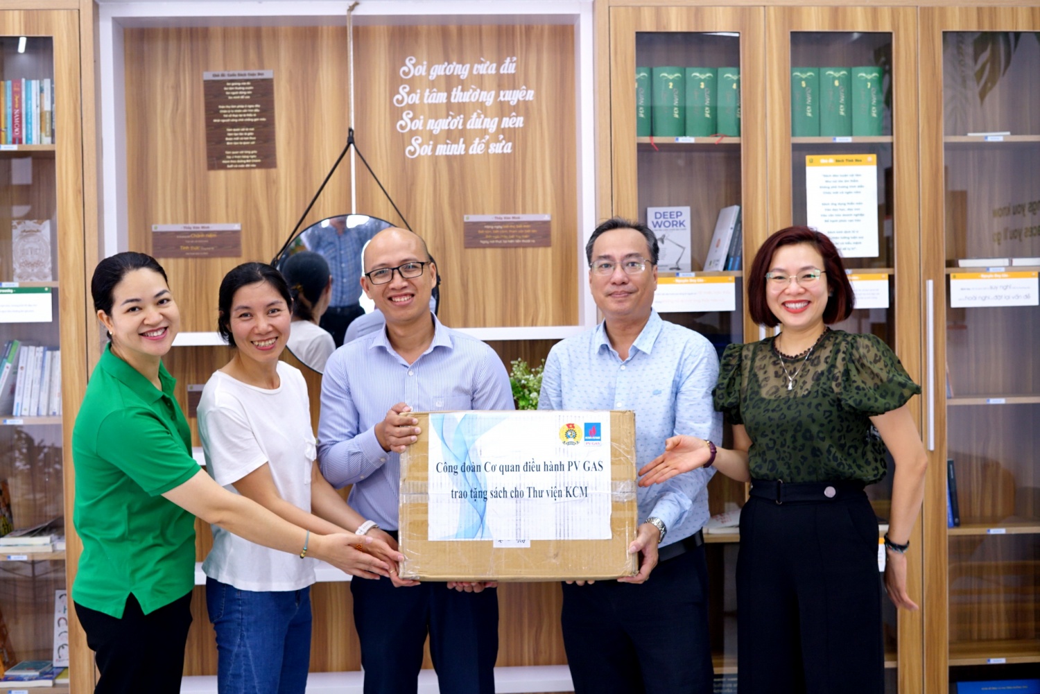 Ngày Sách và Văn hóa đọc Việt Nam: Nâng tầm văn hóa đọc của người Dầu khí Ngày Sách và Văn hóa đọc Việt Nam: Nâng tầm văn hóa đọc của người Dầu khí