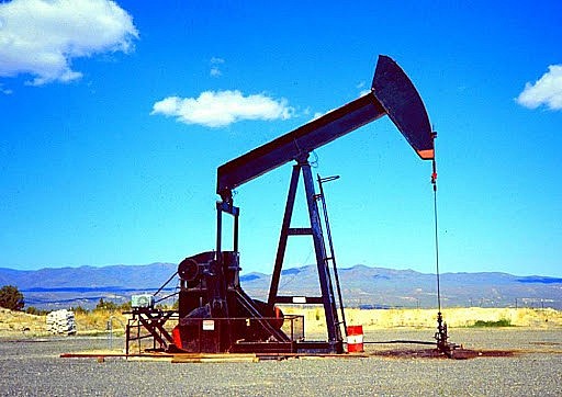 Giá dầu liên tục giảm trong 3 ngày liên tiếp