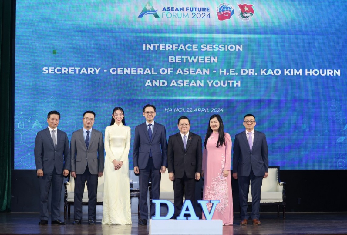 Đối thoại giữa Tổng Thư ký ASEAN Kao Kim Hourn với thanh niên các nước ASEAN Đối thoại giữa Tổng Thư ký ASEAN Kao Kim Hourn với thanh niên các nước ASEAN
