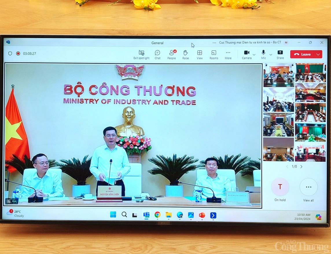 Nhiều điểm mới trong Nghị định số 43/2024/NĐ-CP về xét tặng danh hiệu nghệ nhân Nhiều điểm mới trong Nghị định số 43/2024/NĐ-CP về xét tặng danh hiệu nghệ nhân