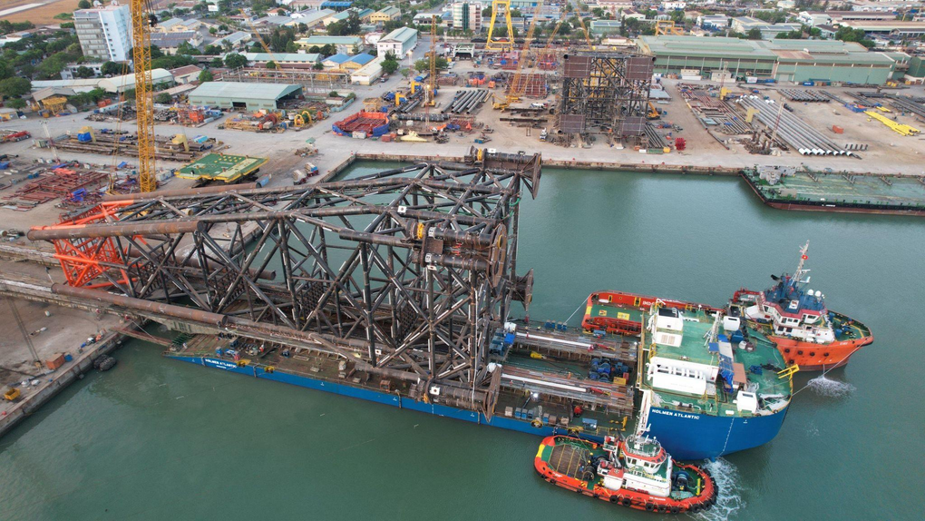 Khởi công thi công biển, ghi nhận 2,3 triệu giờ an toàn Dự án mỏ Đại Hùng pha 3 - 6