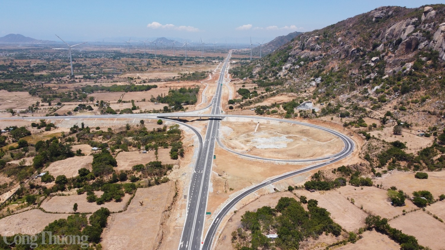 Cao tốc Cam Lâm   Vĩnh Hảo trước ngày thông xe