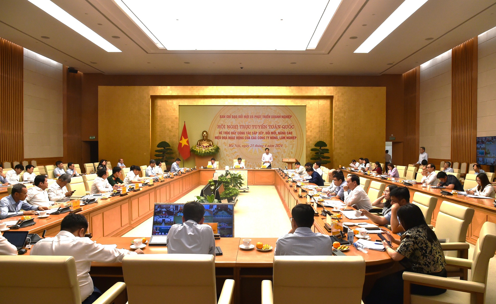 Quyết tâm hoàn thành sắp xếp, đổi mới công ty nông, lâm nghiệp, không làm thay, không đùn đẩy trách nhiệm- Ảnh 4. Quyết tâm hoàn thành sắp xếp, đổi mới công ty nông, lâm nghiệp, không làm thay, không đùn đẩy trách nhiệm- Ảnh 4.