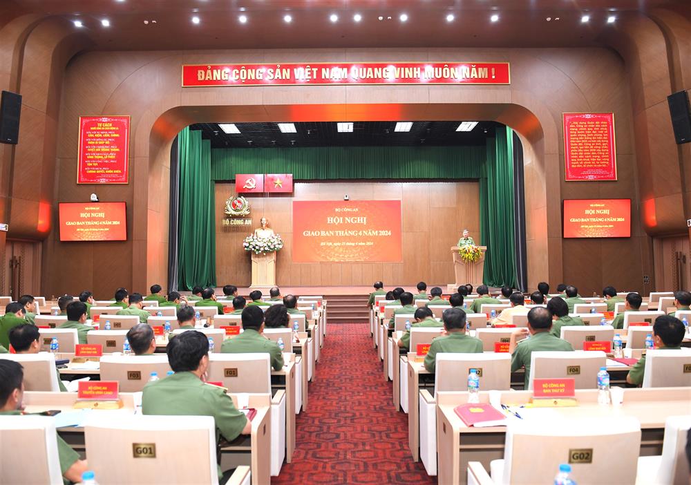 Bộ trưởng Tô Lâm: Đẩy nhanh tiến độ các vụ án trọng điểm, vụ án dư luận xã hội quan tâm- Ảnh 2.