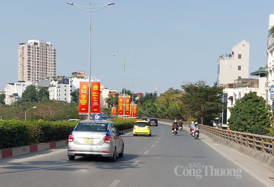 Dự báo thời tiết Hà Nội hôm nay 29/4/2024: Hà Nội nắng nóng đặc biệt gay gắt Dự báo thời tiết Hà Nội hôm nay 29/4/2024: Hà Nội nắng nóng đặc biệt gay gắt