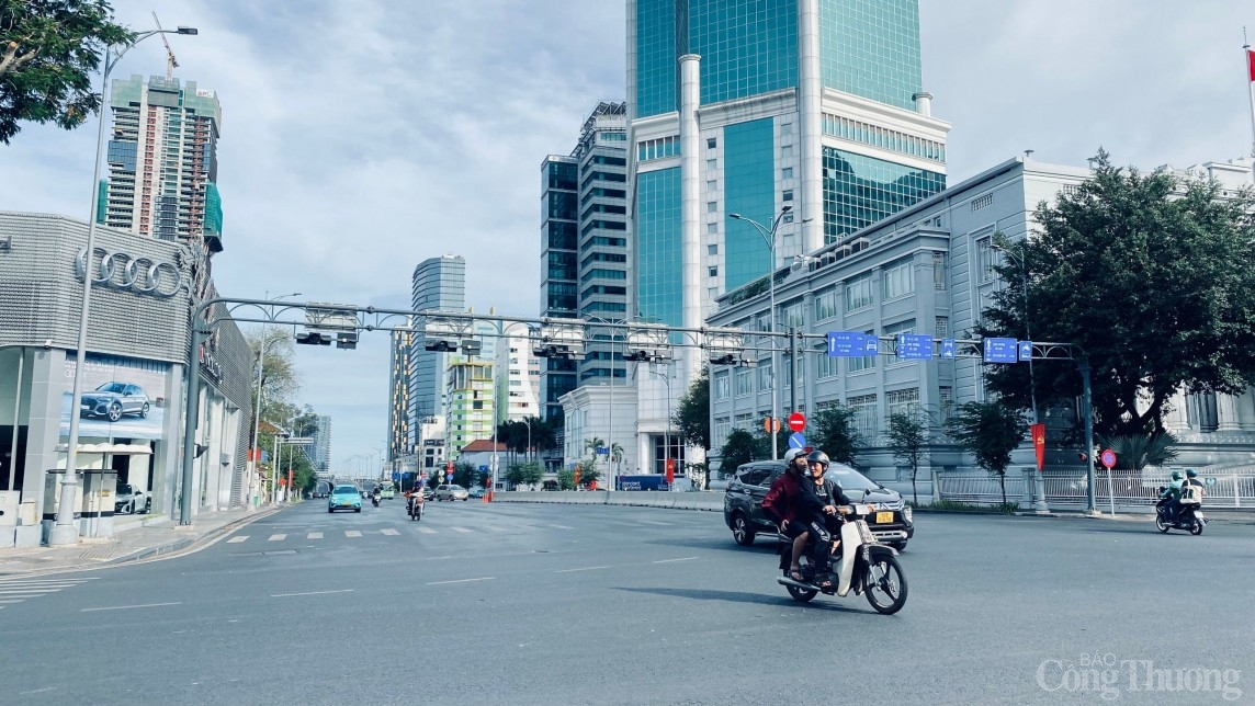 TP. Hồ Chí Minh: Những hình ảnh hiếm thấy về đường phố trung tâm trong ngày lễ 30/4