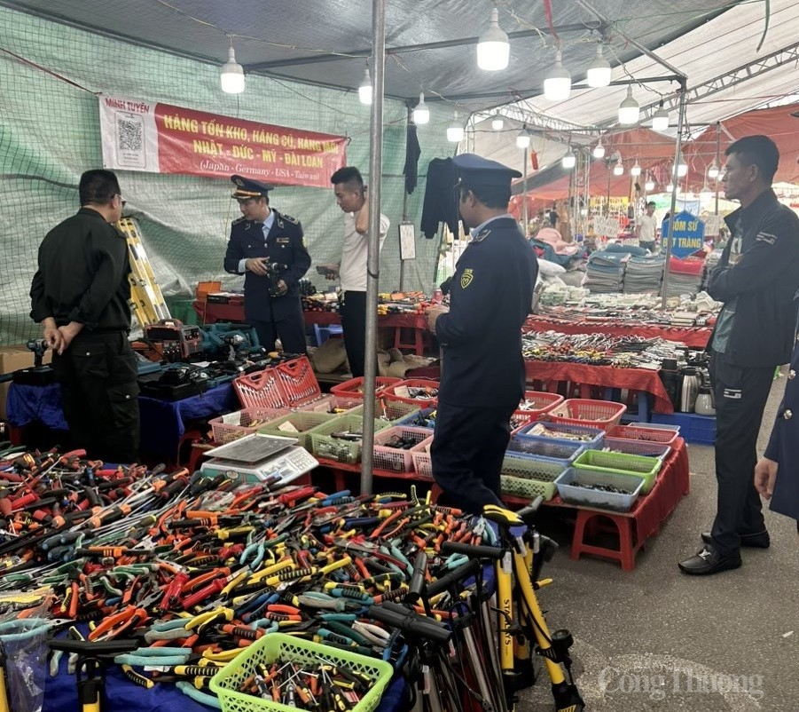 undefined Quảng Ninh: Gần 168.000 lượt khách đến Móng Cái trong 5 ngày nghỉ lễ