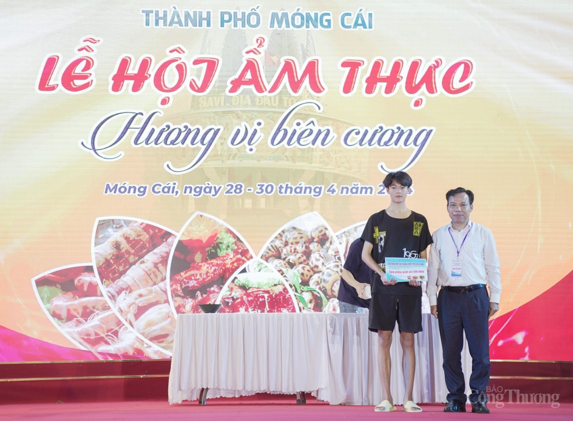 Gần 168.000 lượt khách đến Móng Cái trong 5 ngày nghỉ lễ Gần 168.000 lượt khách đến Móng Cái trong 5 ngày nghỉ lễ