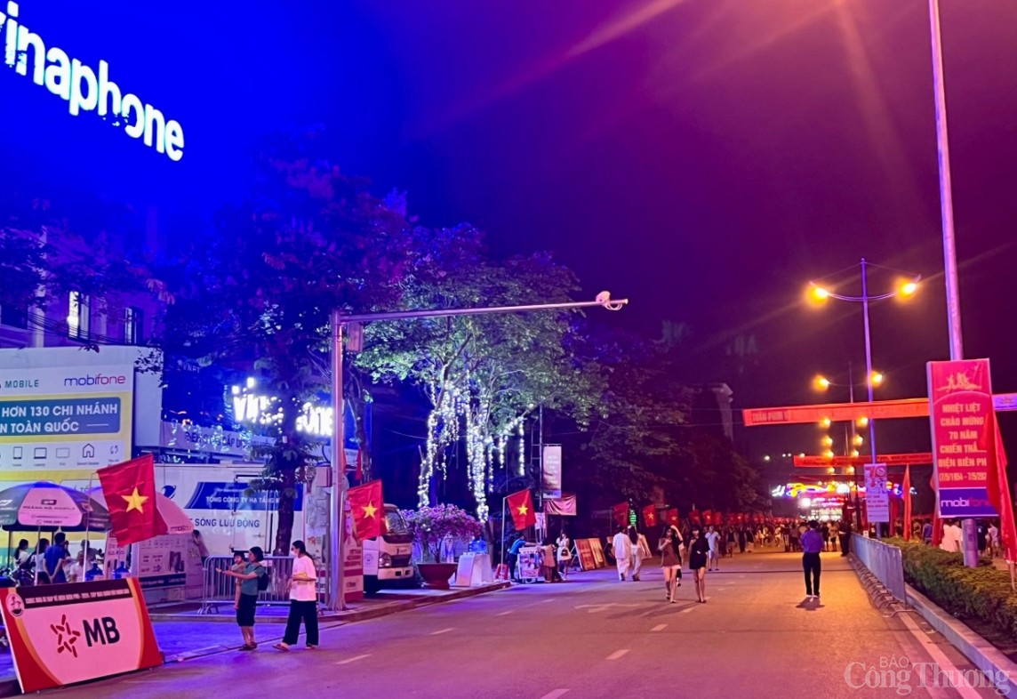 Điện Biên rực rỡ, lung linh về đêm trước thềm kỷ niệm 70 năm