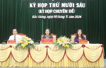 Bắc Giang thông qua 15 nghị quyết quan trọng