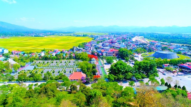 Bước phát triển đột phá về công nghiệp và thương mại trong bức tranh kinh tế Điện Biên Bước phát triển đột phá về công nghiệp và thương mại trong bức tranh kinh tế Điện Biên