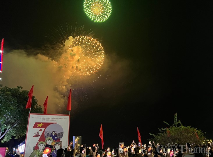 ‘Điện Biên Phủ - Mốc vàng lịch sử’ - Vang vọng khúc hùng ca ‘Điện Biên Phủ - Mốc vàng lịch sử’ - Vang vọng khúc hùng ca