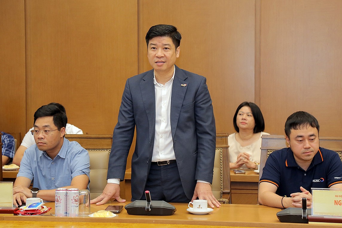 Ông Phạm Thế Trường, Tổng giám đốc NGS phát biểu tại buổi lễ Ông Phạm Thế Trường, Tổng giám đốc NGS phát biểu tại buổi lễ