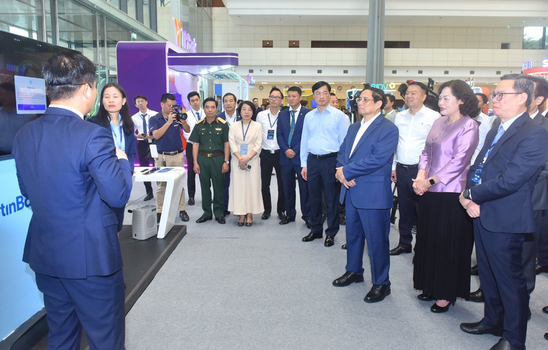 Chuyển đổi số ngân hàng: Thanh toán điện tử đạt 830 nghìn tỷ VND/ngày