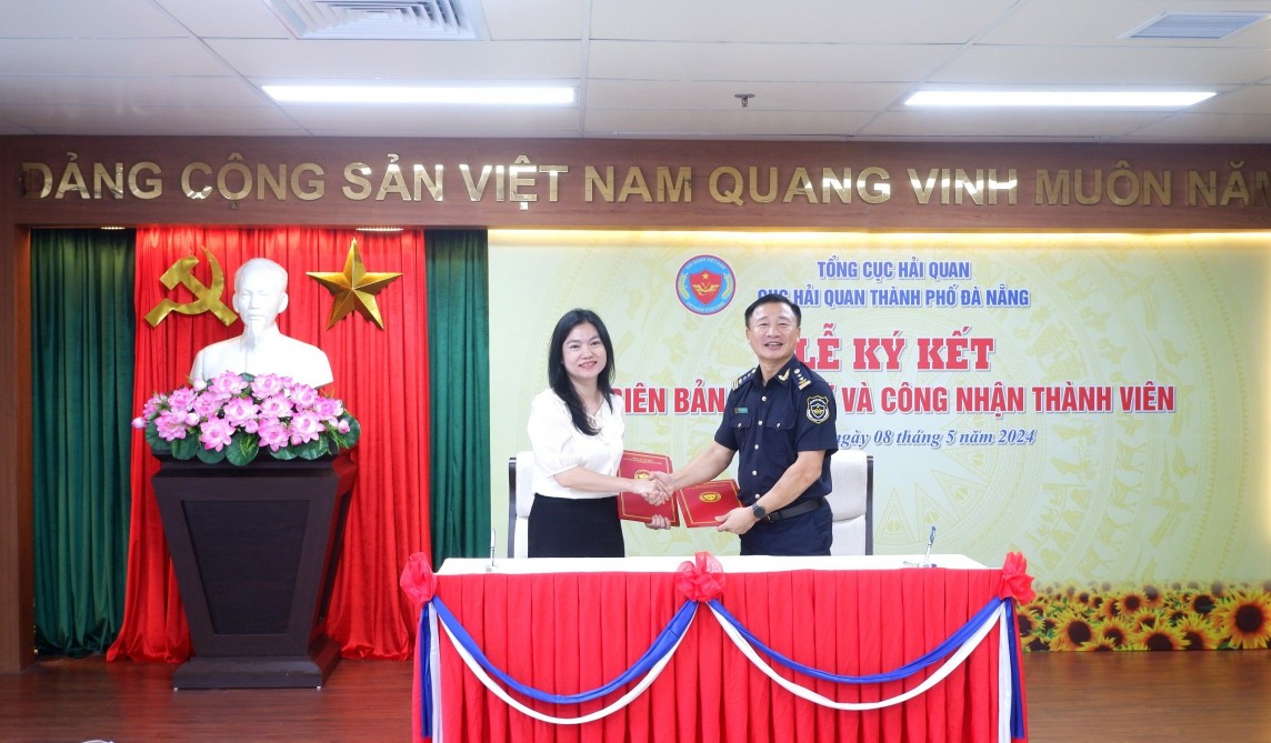 Đà Nẵng: 8 doanh nghiệp tham gia chương trình hỗ trợ doanh nghiệp xuất nhập khẩu Đà Nẵng: 8 doanh nghiệp tham gia chương trình hỗ trợ doanh nghiệp xuất nhập khẩu