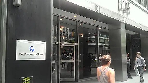 Conference Board đã đưa ra kết quả khảo sát về việc làm của Hoa Kỳ trong tháng 4