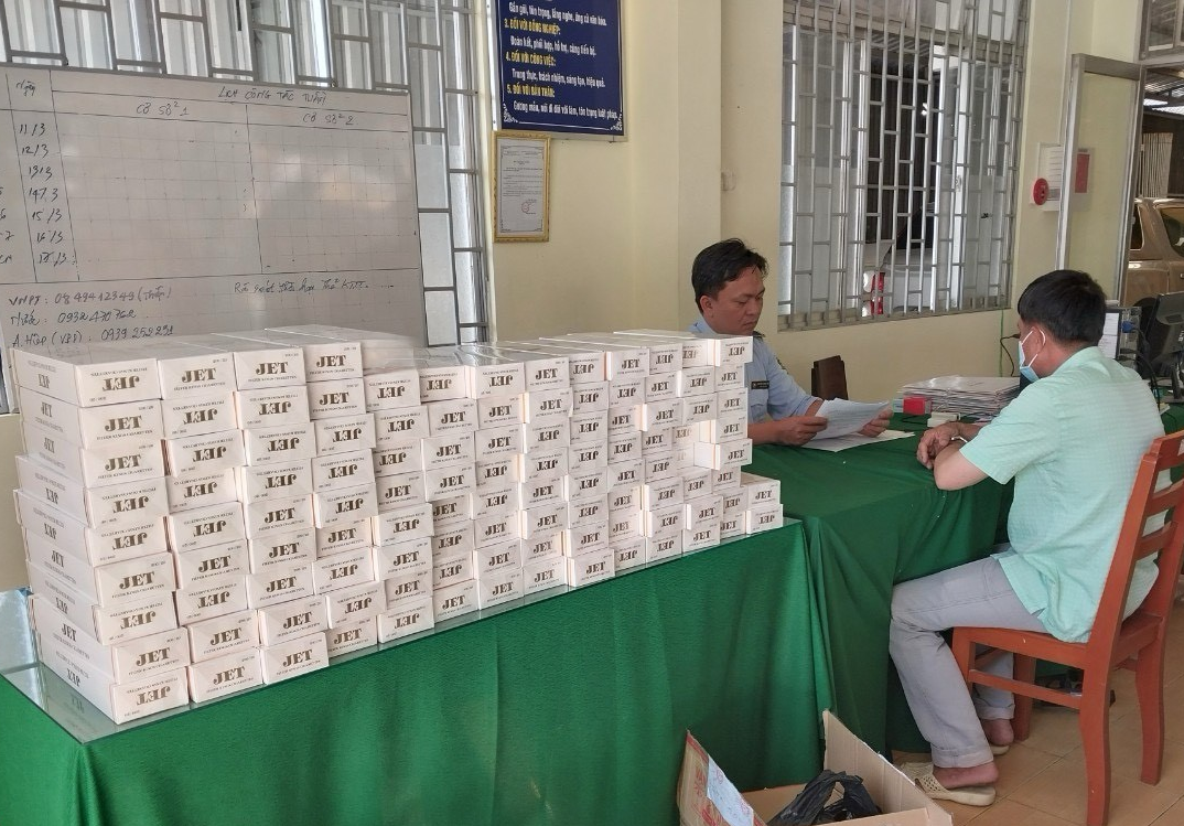 “Điểm danh” những địa bàn, điểm nóng về vận chuyển, kinh doanh thuốc lá lậu