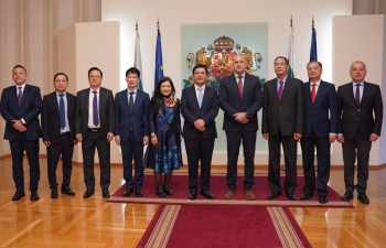 Bộ trưởng Nguyễn Hồng Diên tiếp kiến Tổng thống Bulgaria Rumen Radev