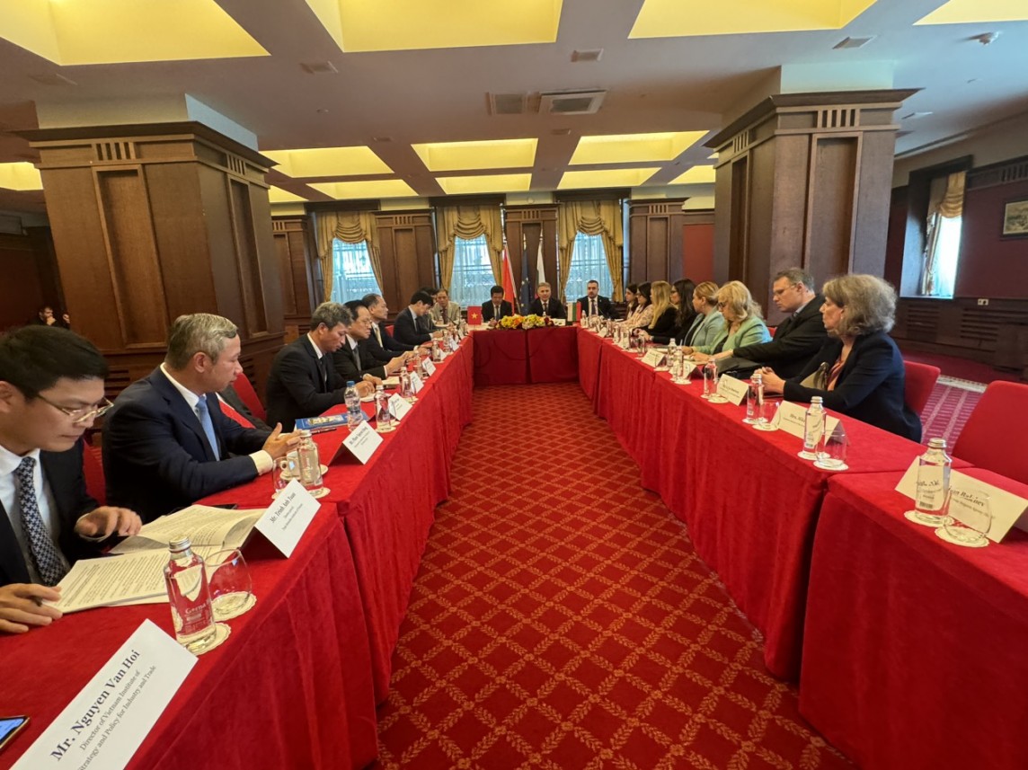 Chùm ảnh: Khoá họp lần thứ 24 UBLCP Việt Nam - Bulgaria về hợp tác kinh tế - thương mại