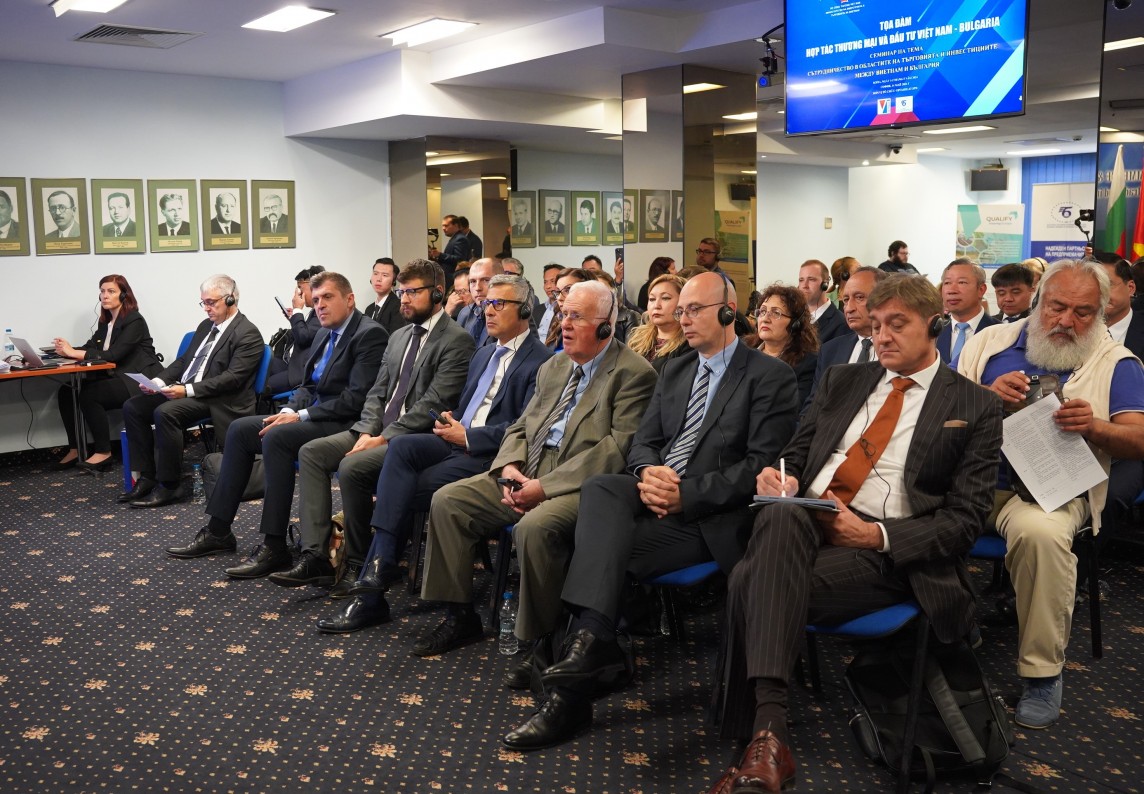 TS. Nguyễn Văn Hội: Cơ chế chính sách ngày càng tạo điều kiện thuận lợi cho nhà đầu tư TS. Nguyễn Văn Hội: Cơ chế chính sách ngày càng tạo điều kiện thuận lợi cho nhà đầu tư