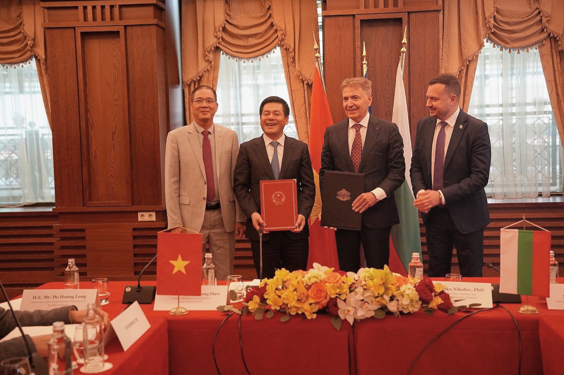 Chùm ảnh: Khoá họp lần thứ 24 UBLCP Việt Nam - Bulgaria về hợp tác kinh tế - thương mại