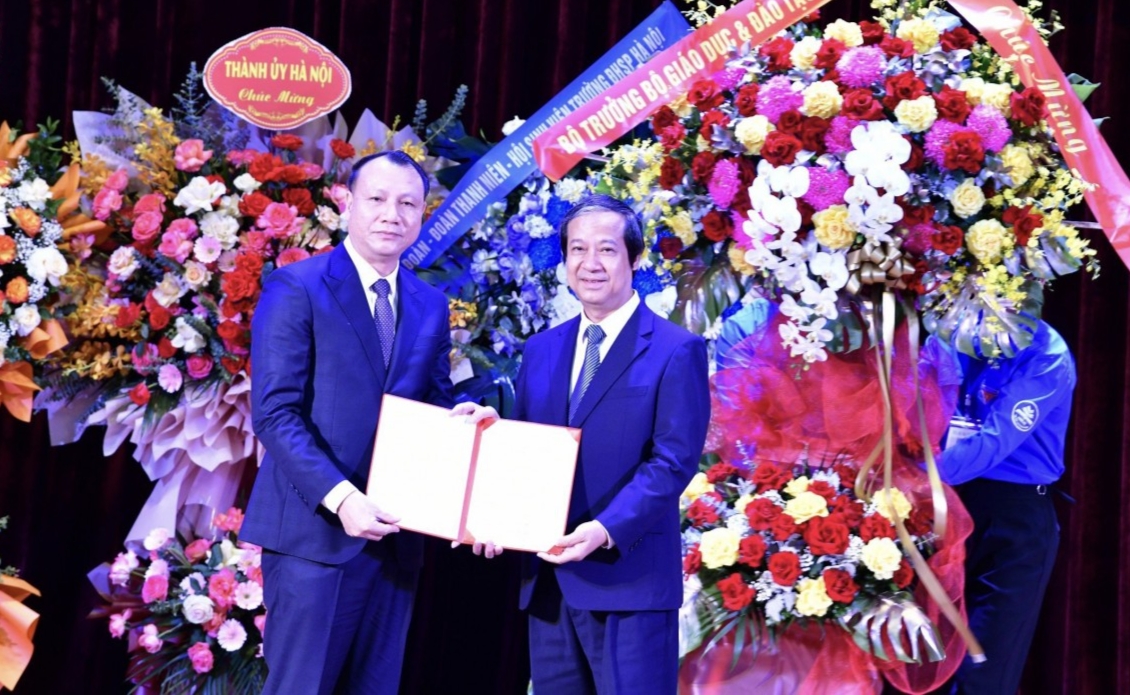 Lễ công bố PGS.TS Nguyễn Đức Sơn giữ chức Hiệu trưởng Trường Đại học Sư phạm Hà Nội Lễ công bố PGS.TS Nguyễn Đức Sơn giữ chức Hiệu trưởng Trường Đại học Sư phạm Hà Nội