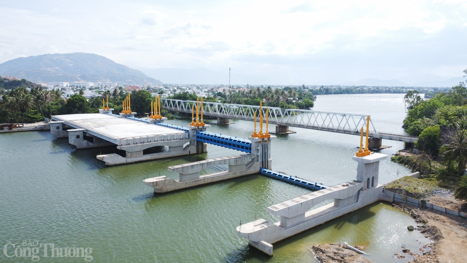 Hiện trạng dự án đập ngăn mặn ở Nha Trang chậm tiến độ nhiều năm