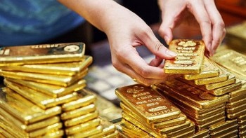Nhìn lại giá vàng năm 2024