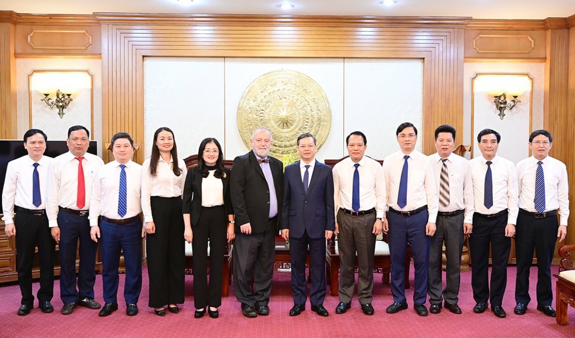 Doanh nghiệp CH Séc tìm cơ hội đầu tư vào Tuyên Quang Doanh nghiệp CH Séc tìm cơ hội đầu tư vào Tuyên Quang