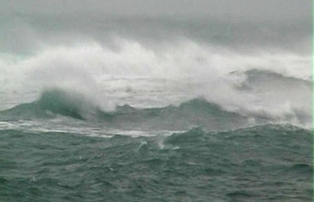 Dự báo thời tiết biển hôm nay 16/5/2024: Mưa rào và dông, khả năng xảy ra lốc xoáy, gió mạnh