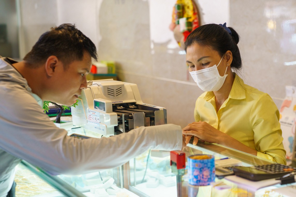 Dự báo giá vàng ngày 17/5/2024, giá vàng SJC