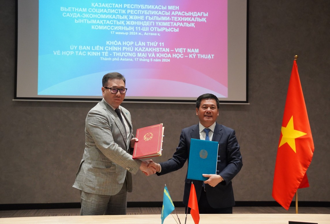 Chùm ảnh: Khóa họp lần thứ 11 UBLCP Việt Nam - Kazakhstan