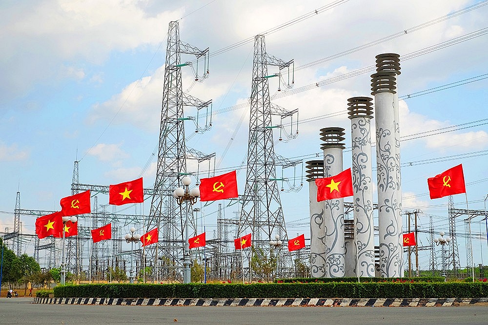 Tổng công ty Truyền tải điện Quốc gia làm theo Bác bằng những hành động thiết thực