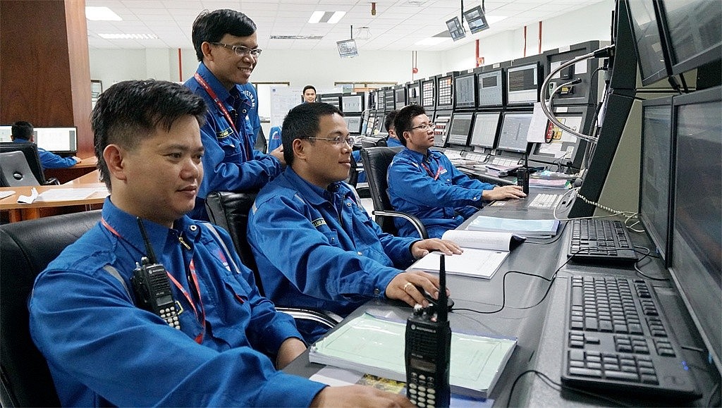 Người lao động BSR đã làm chủ khoa học kỹ thuật lọc hóa dầu.. Người lao động BSR đã làm chủ khoa học kỹ thuật lọc hóa dầu..