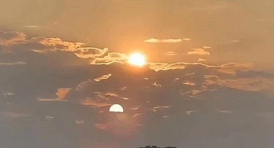 Những hiện tượng “lạ” từng xuất hiện trên bầu trời Hà Nội Những hiện tượng “lạ” từng xuất hiện trên bầu trời Hà Nội