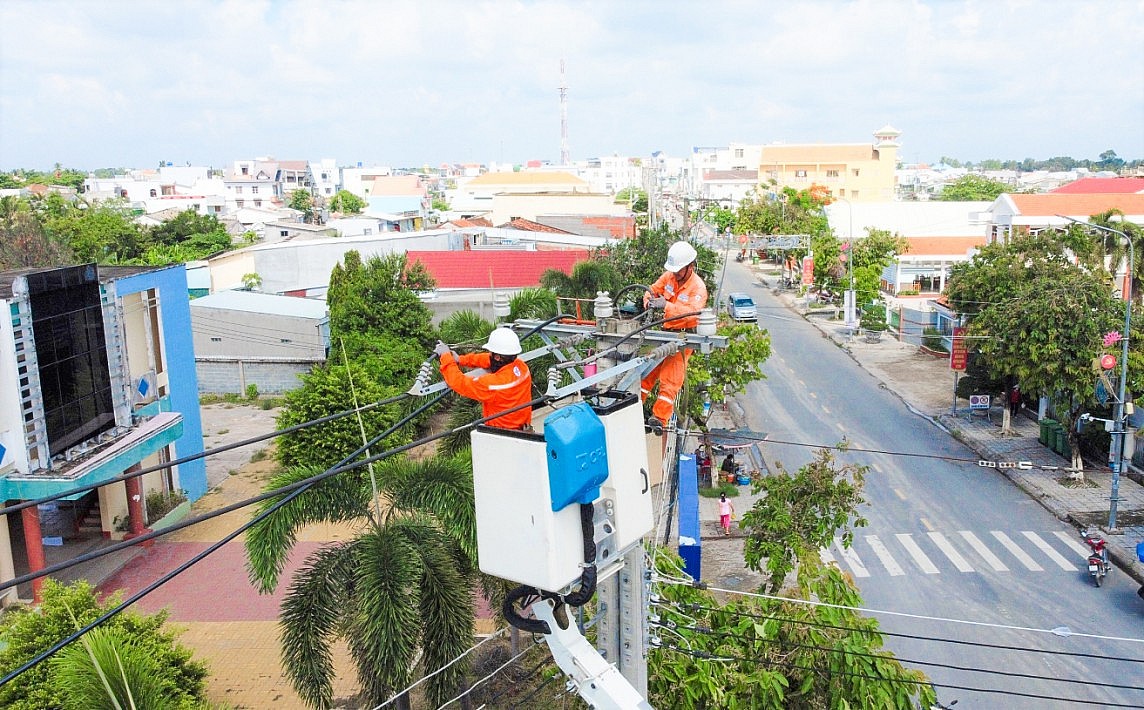 Ngành điện miền Nam lắng nghe cử tri để nâng chất lượng ngành điện