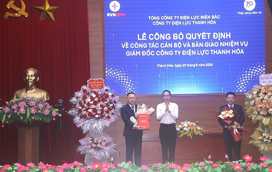 Ông Hoàng Hải được bổ nhiệm giữ chức Giám đốc Công ty Điện lực Thanh Hóa Ông Hoàng Hải được bổ nhiệm giữ chức Giám đốc Công ty Điện lực Thanh Hóa