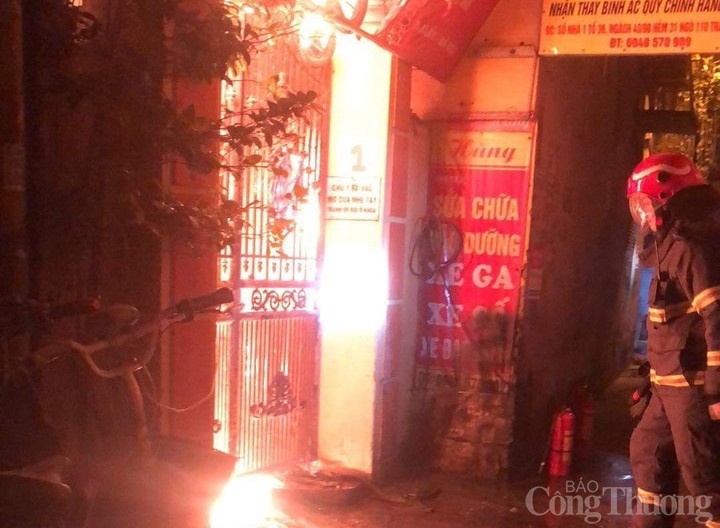 Vụ hỏa hoạn xảy ra đêm ngày 23/5 tại ngôi nhà 5 tầng, trong ngõ 43/98/31, phố Trung Kính, phườn Trung Hòa, quận Cầu Giấy, Hà Nội làm 14 người thiệt mạng.