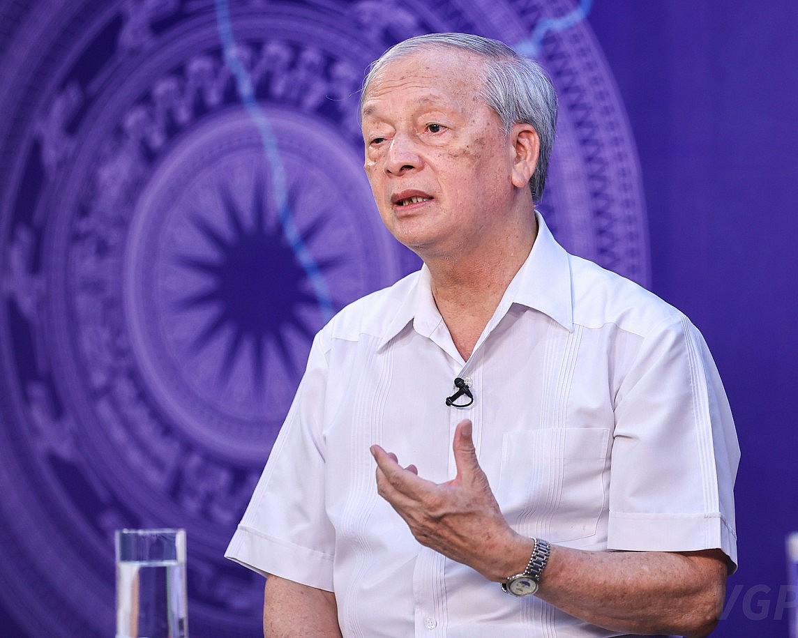 Chuyên gia kinh tế Vũ Vinh Phú Chuyên gia kinh tế Vũ Vinh Phú