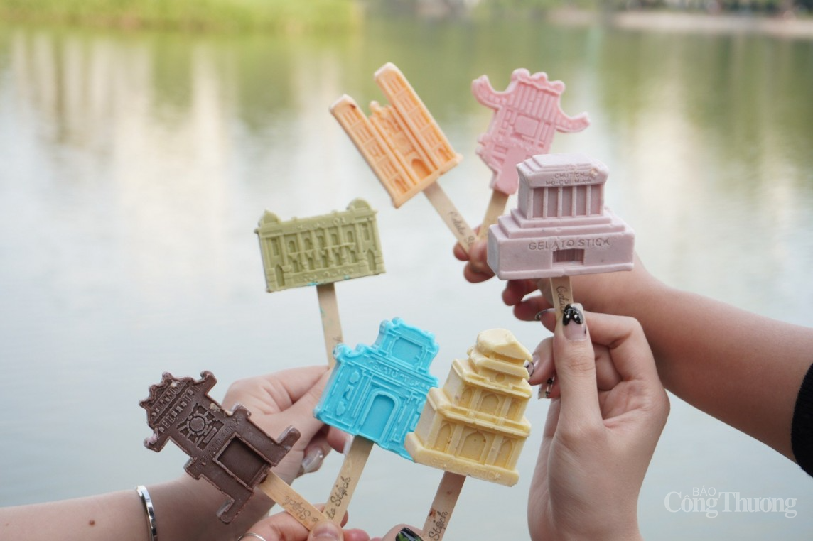 Quảng bá du lịch từ những cây kem hình Tháp Rùa, Nhà Thờ lớn, cầu Thê Húc