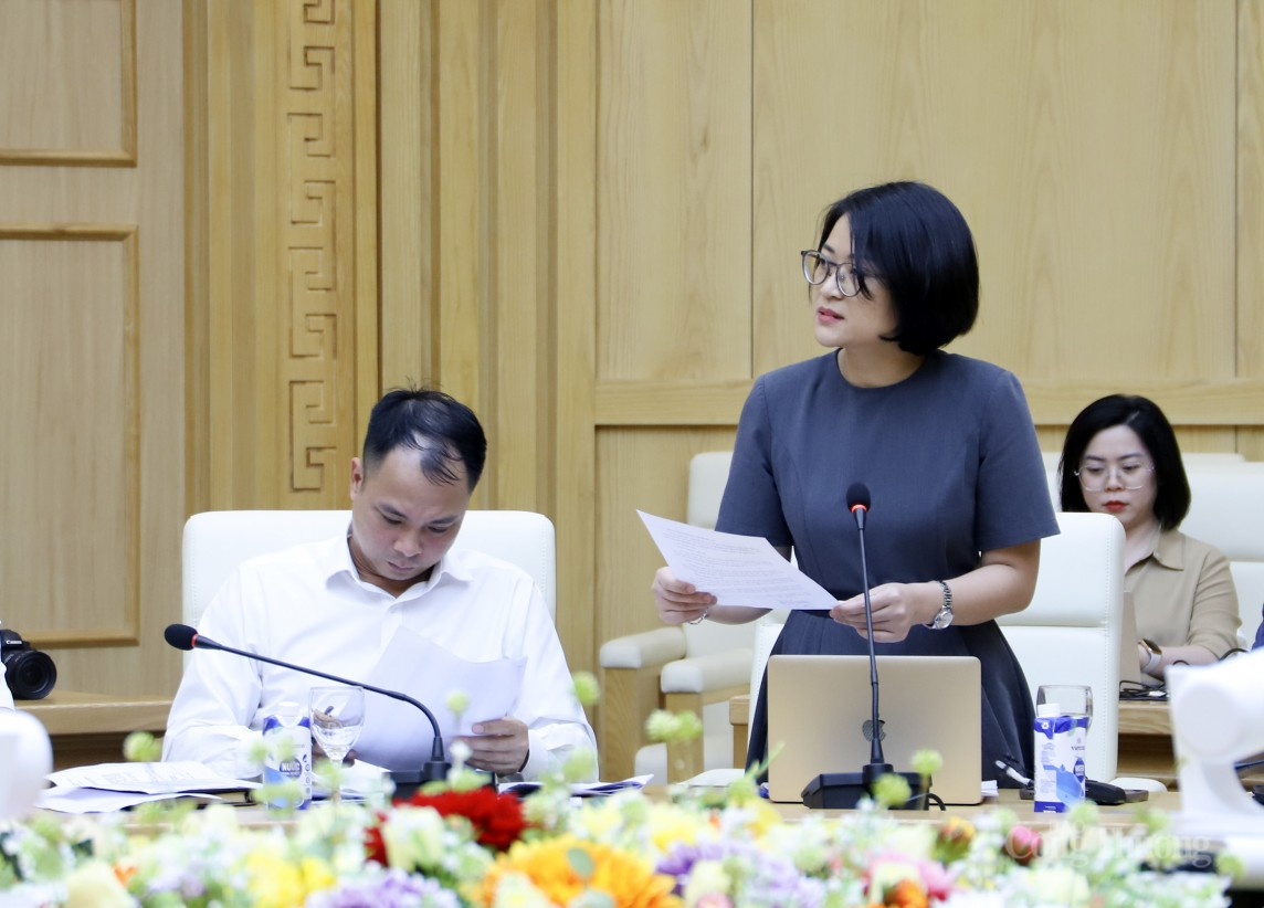 Thứ trưởng Nguyễn Sinh Nhật Tân chủ trì họp Ban soạn thảo bổ sung một số diều Thứ trưởng Nguyễn Sinh Nhật Tân chủ trì họp Ban soạn thảo bổ sung một số diều