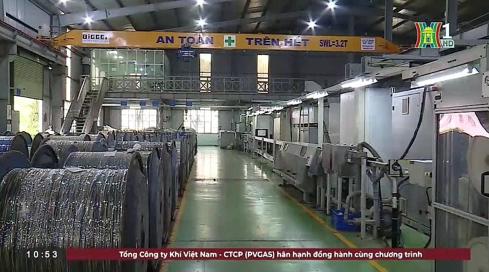 Có 21 mặt hàng xuất khẩu đạt con số 'tỷ USD' - Nguồn: Đài Phát thanh – Truyền hình Hà Nội Có 21 mặt hàng xuất khẩu đạt con số 'tỷ USD' - Nguồn: Đài Phát thanh – Truyền hình Hà Nội